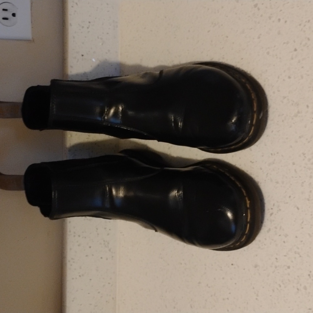 Dr Martens  Boots Size 10.5 Men - Picture 4 of 6